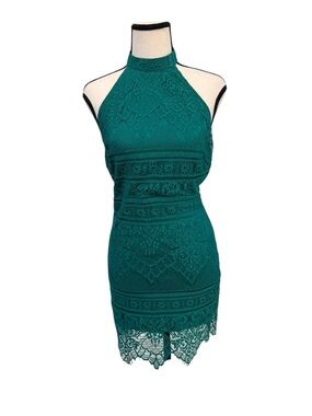 Forever 21 | Bright green Lace Halter backless Dress